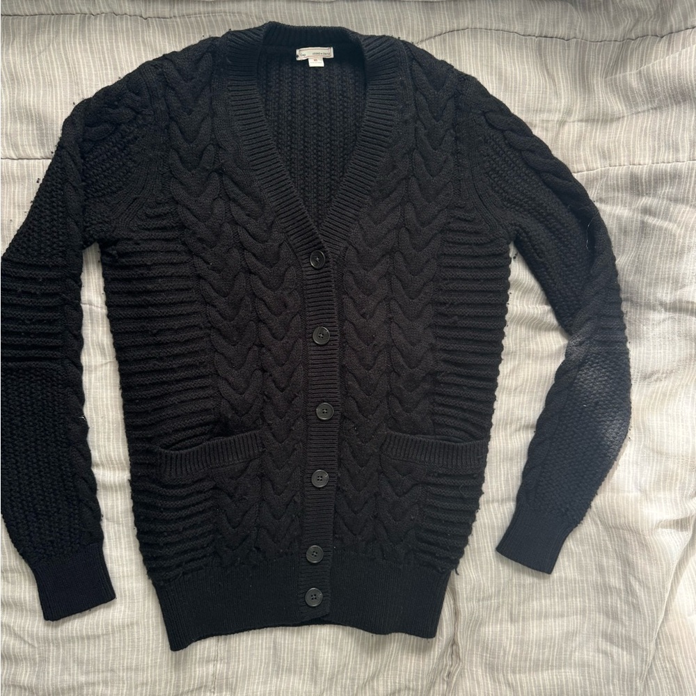 Gap black cable knit cardigan sweater